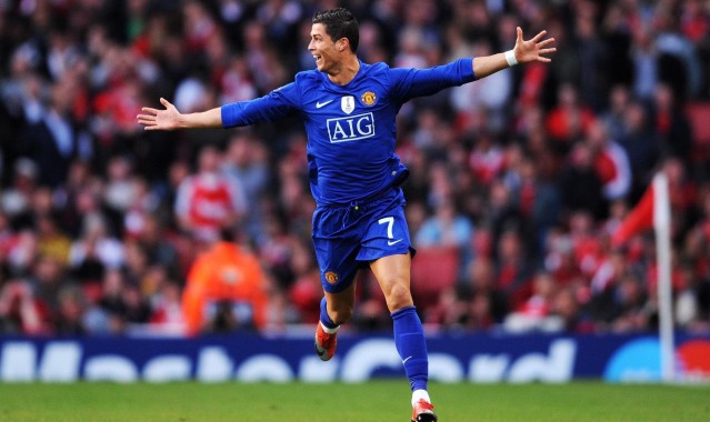 排列五官方：转会市场新热点，英超俱乐部竞逐奥蓬达，莱比锡要价4000万欧元