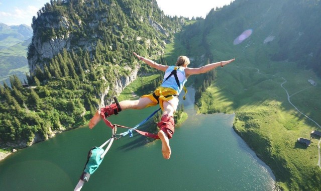 排列五_利物浦女足球员遭跟踪骚扰案，42岁商人认罪待判